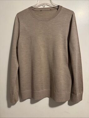 Women's Classic Crewneck Sweater in Taupe